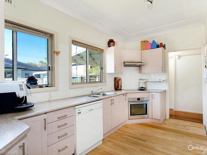 20 McMillan Avenue, Sandringham NSW 2219