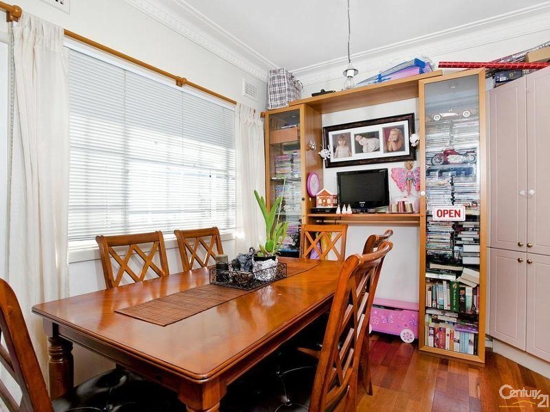 20 McMillan Avenue, Sandringham NSW 2219