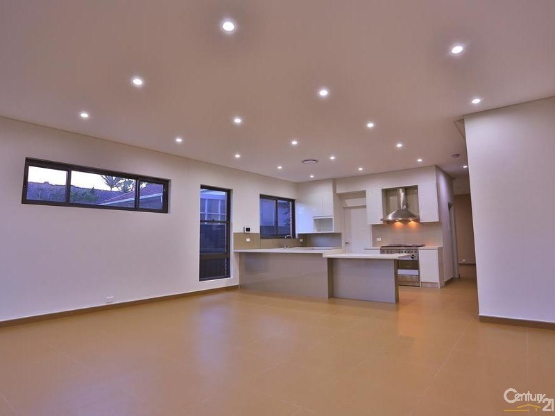 9 Sandringham Street (access through Bonanza Lane), Sans Souci NSW 2219