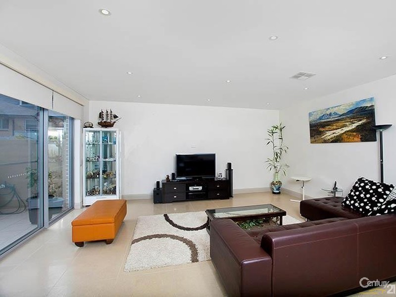 25/95 Sandringham Street (Access through Norman Avenue, Dolls Point), Sans Souci NSW 2219
