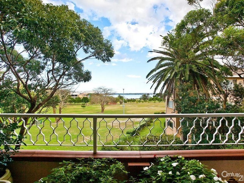 10/171 Russell Avenue, Dolls Point NSW 2219