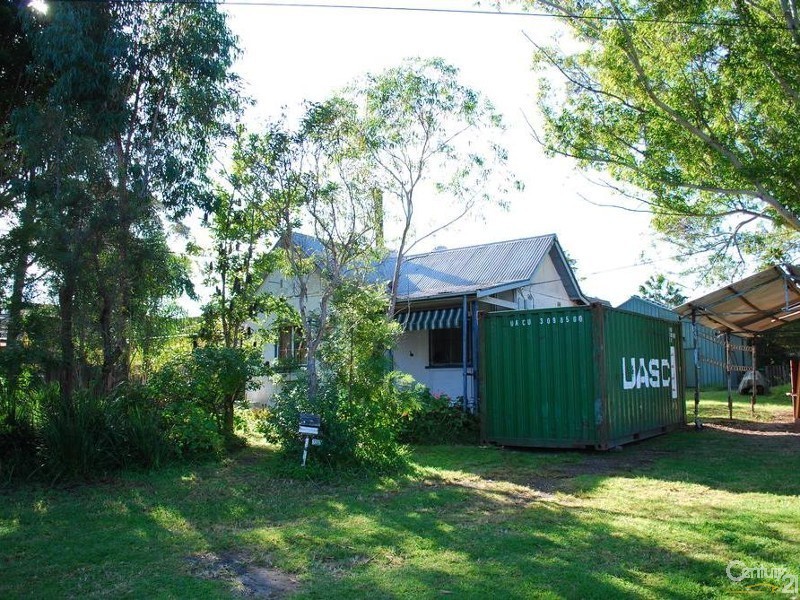 6 Elliott Street, Picnic Point NSW 2213