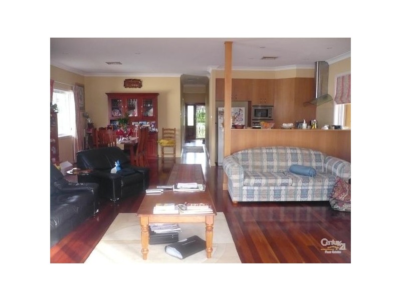 7 Gwawley Parade, Miranda NSW 2228