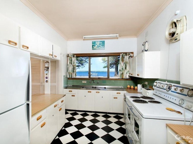 4 Vanston Parade, Sandringham NSW 2219