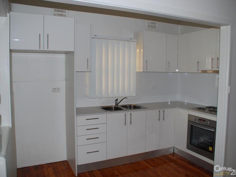 10 Carruthers Drive, Dolls Point NSW 2219