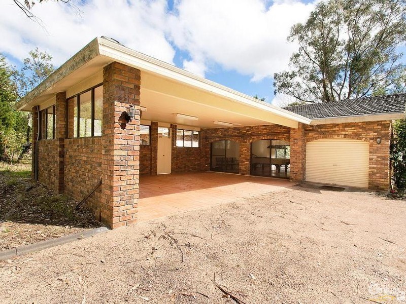 30 Lyons Road, Picton NSW 2571