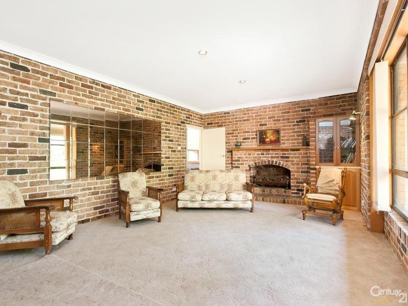 30 Lyons Road, Picton NSW 2571