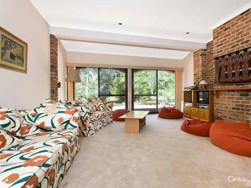 30 Lyons Road, Picton NSW 2571