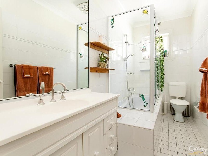 154 Napoleon Street, Sans Souci NSW 2219