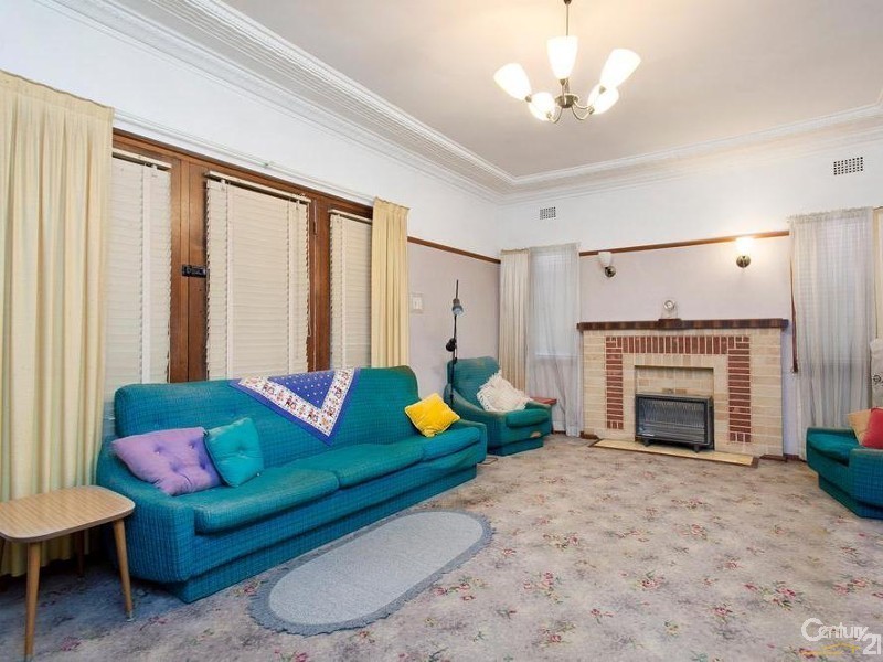 26 McMillan Avenue, Sandringham NSW 2219