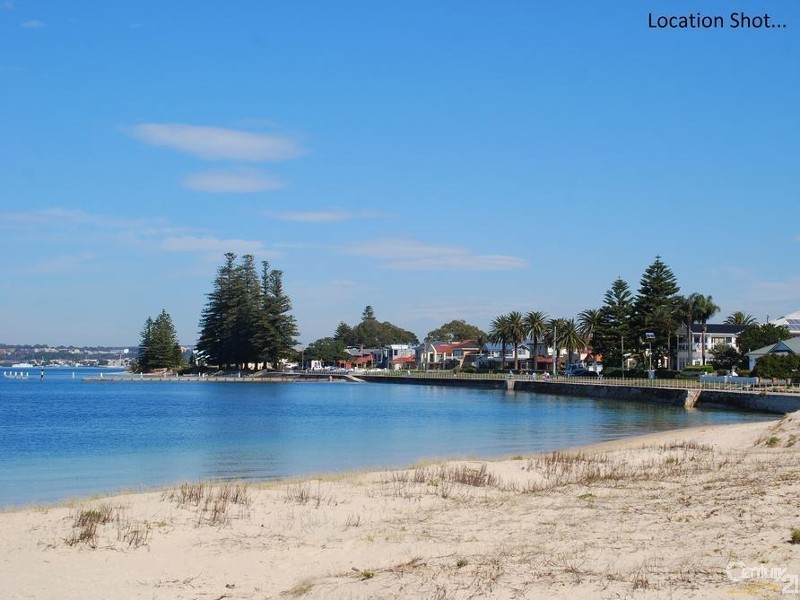 26 McMillan Avenue, Sandringham NSW 2219