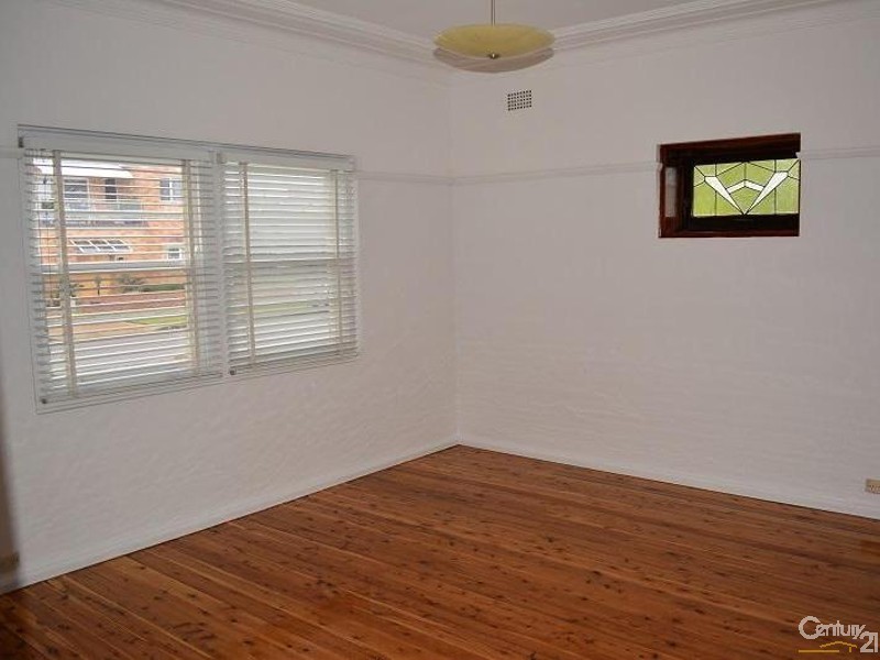 26 McMillan Avenue, Sandringham NSW 2219