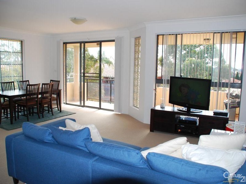 8/11-13 Andover Street, Carlton NSW 2218