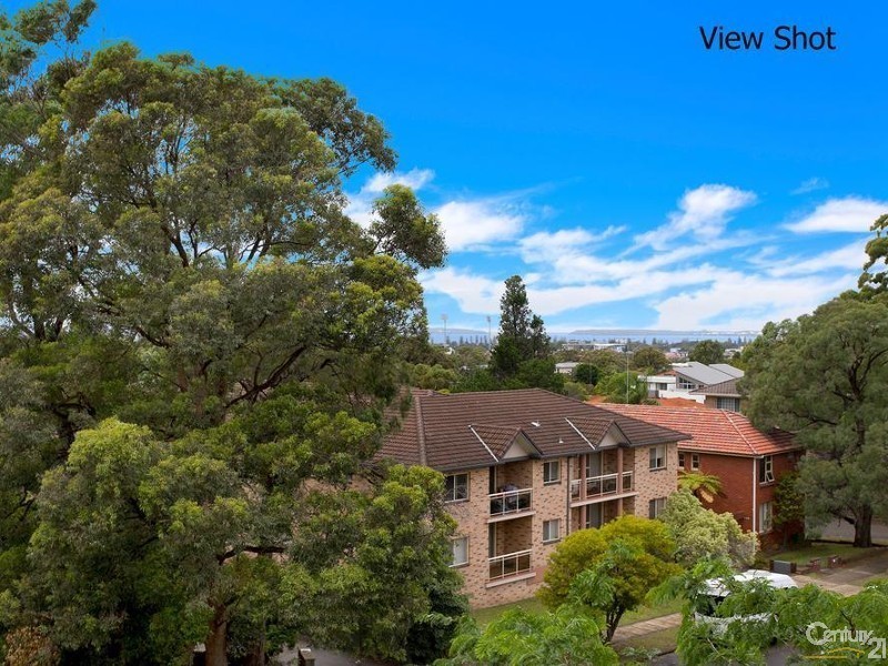 8/11-13 Andover Street, Carlton NSW 2218