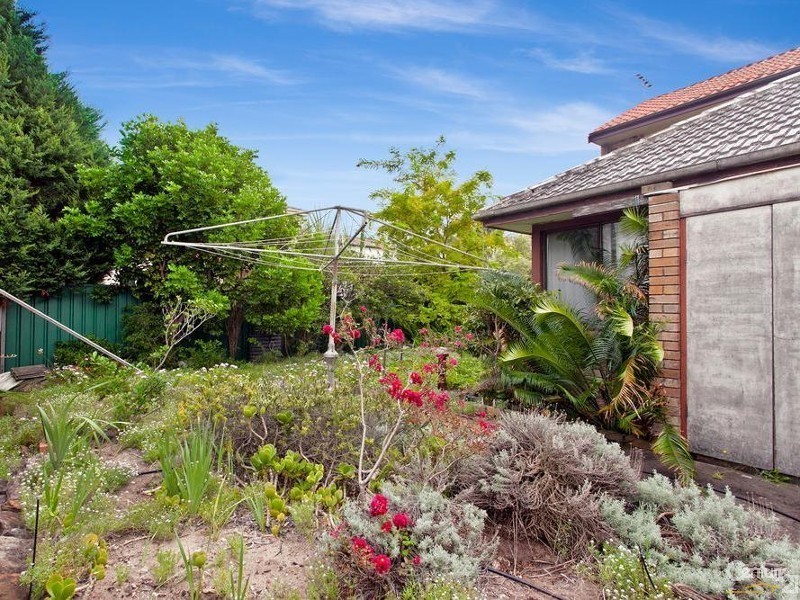 9 Carruthers Drive, Dolls Point NSW 2219