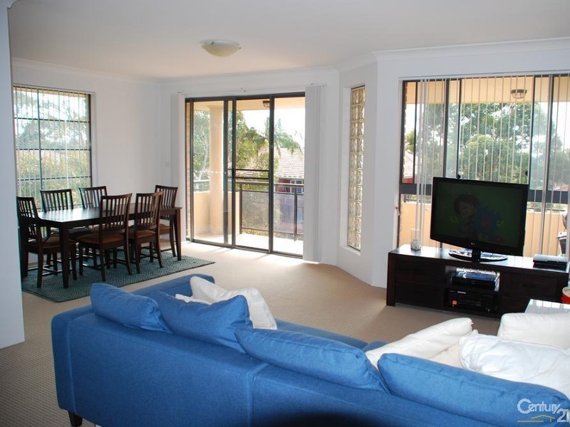 8/11-13 Andover Street, Carlton NSW 2218