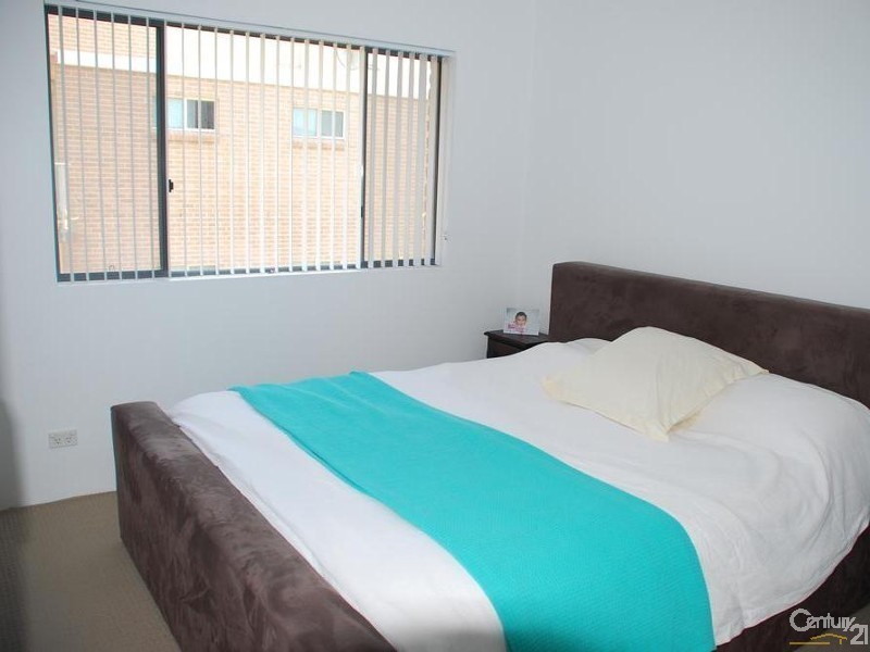 8/11-13 Andover Street, Carlton NSW 2218