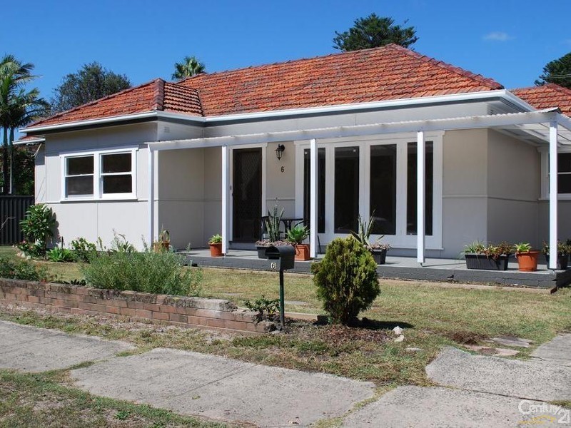 6 McMillan Ave, Sandringham NSW 2219