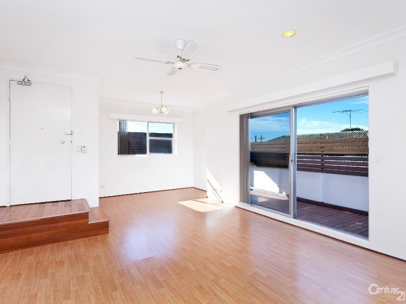 8/29 Gannon Avenue, Dolls Point NSW 2219