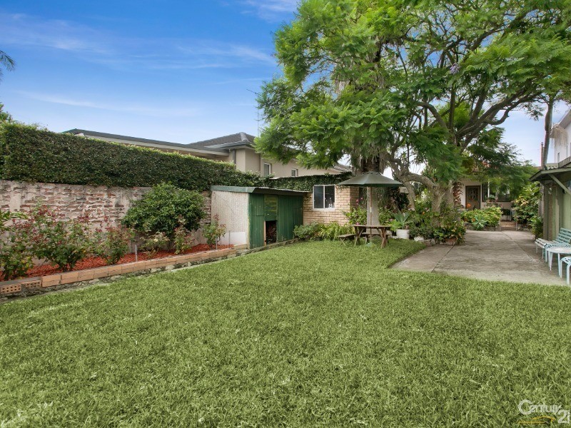 22 Banks Street, Monterey NSW 2217