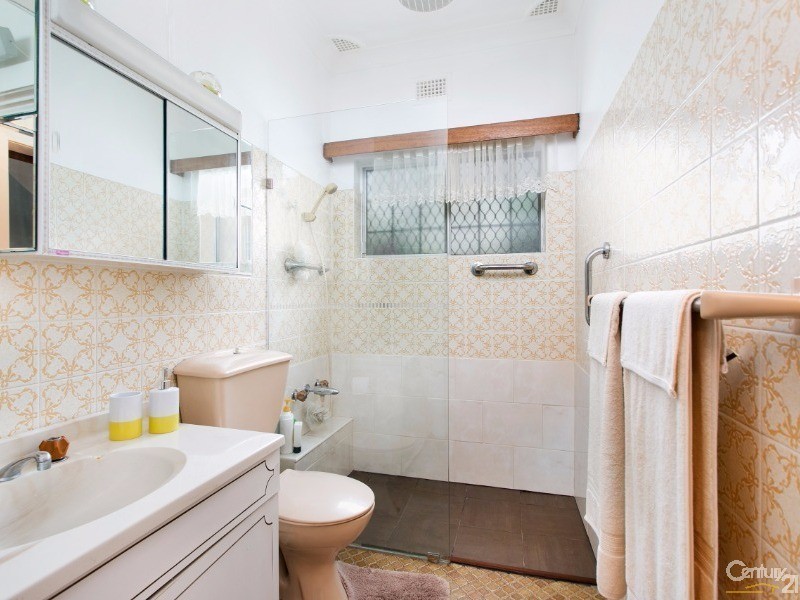 22 Banks Street, Monterey NSW 2217