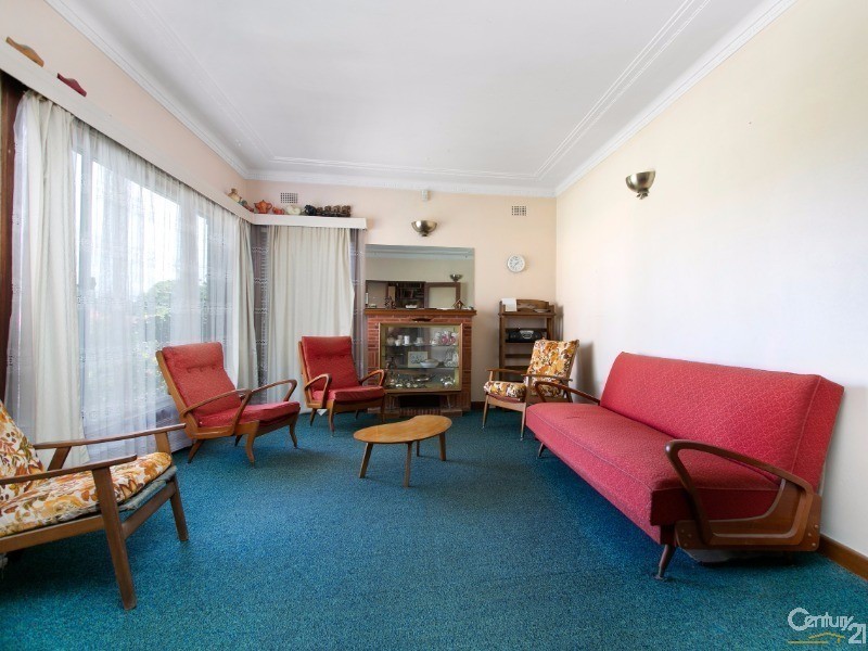 32 Lobb Crescent, Beverley Park NSW 2217