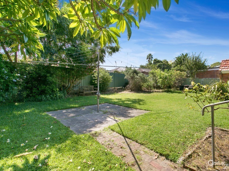 32 Lobb Crescent, Beverley Park NSW 2217