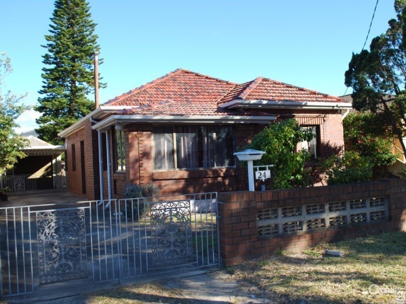 24 Robinson St, Monterey NSW 2217
