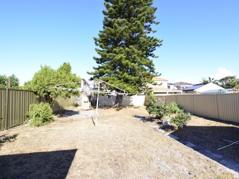 24 Robinson St, Monterey NSW 2217