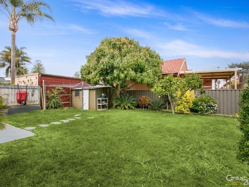 12 Hollywood Street, Monterey NSW 2217