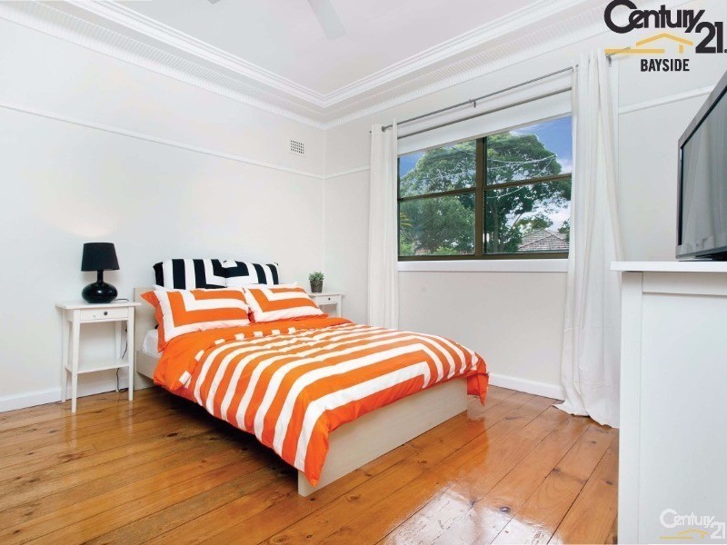 33 Wilson Street, Kogarah NSW 2217