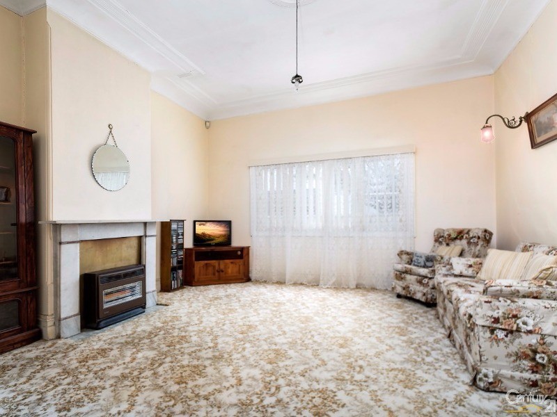 111 Clareville Avenue, Sandringham NSW 2219