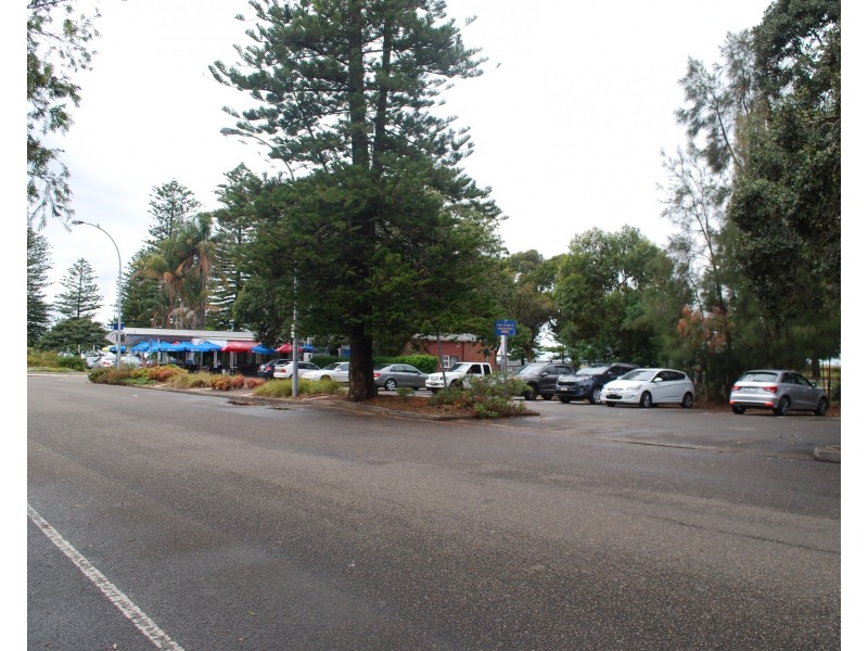 2/180 Russell Ave, Dolls Point NSW 2219