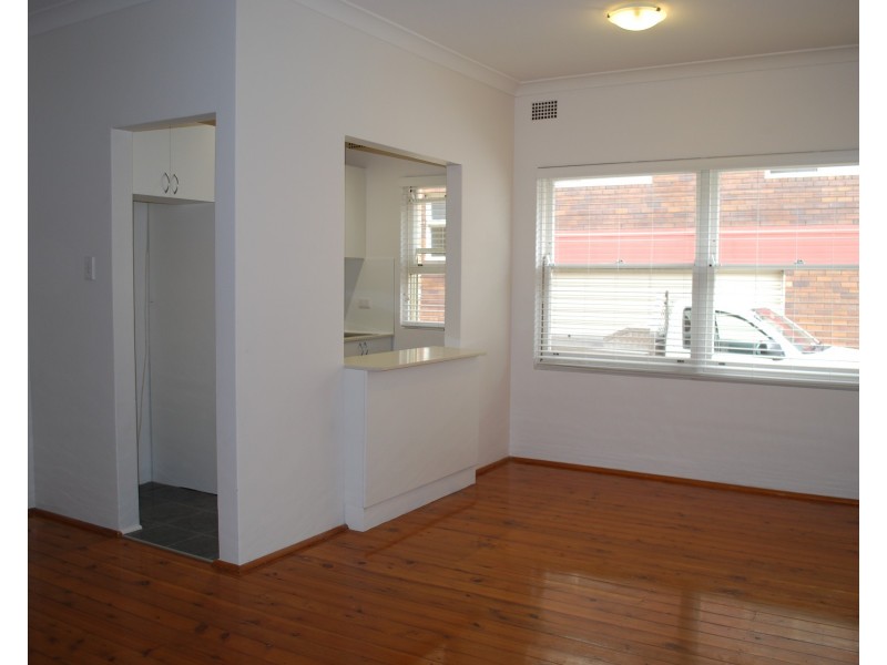 8/186 Russell Ave, Dolls Point NSW 2219