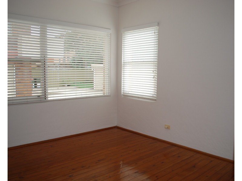 8/186 Russell Ave, Dolls Point NSW 2219