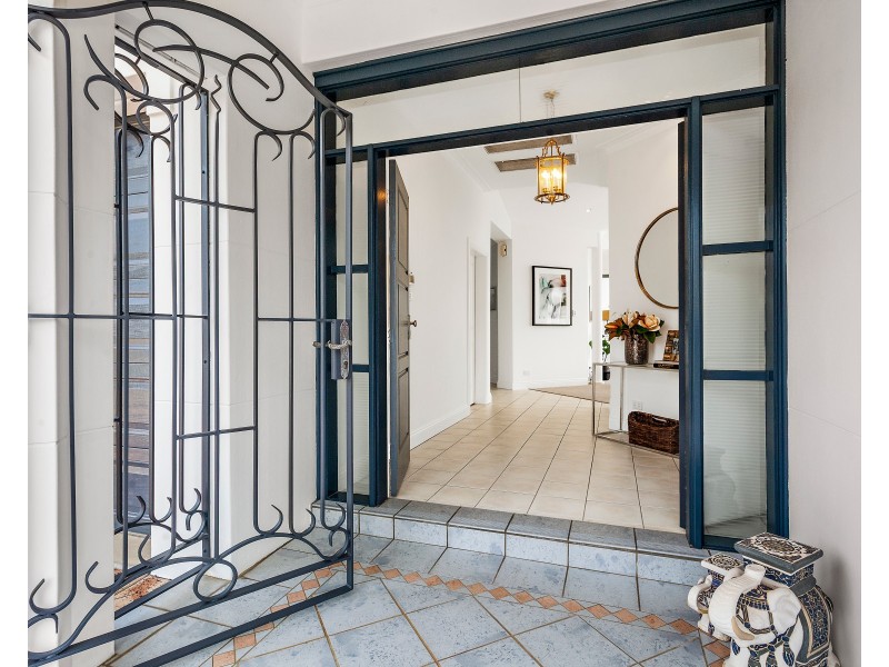 1 Vista Street, Sans Souci NSW 2219