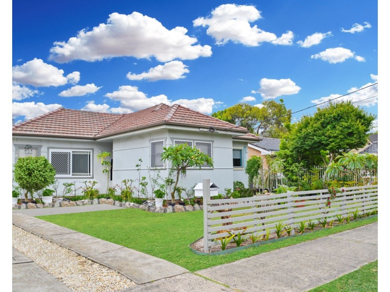 20 McMillan Avenue, Sandringham NSW 2219