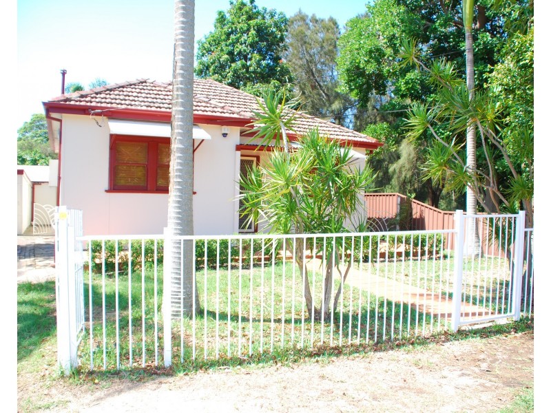 62 Russell Ave, Dolls Point NSW 2219