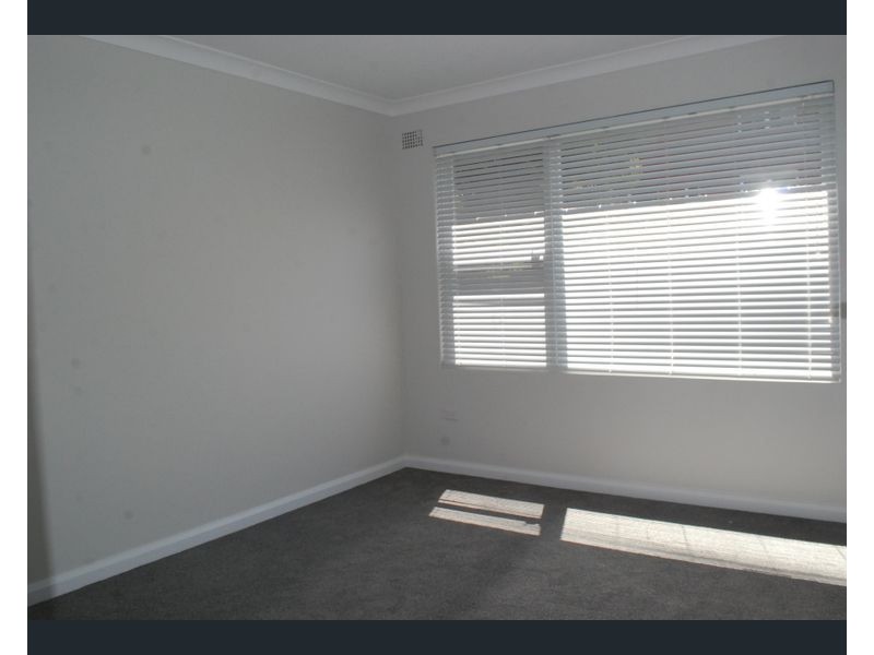 2/6 Andover St, Carlton NSW 2218