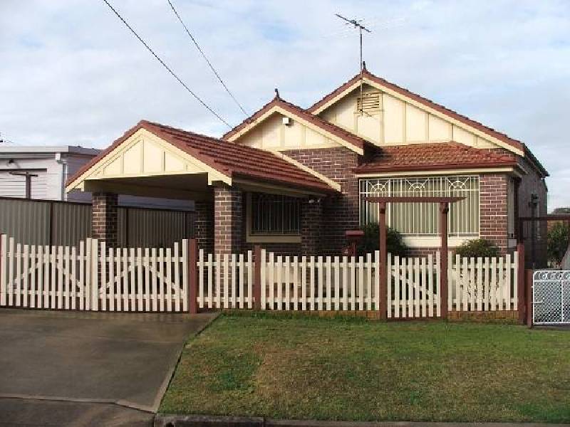 4 Wearne Street, Canterbury NSW 2193