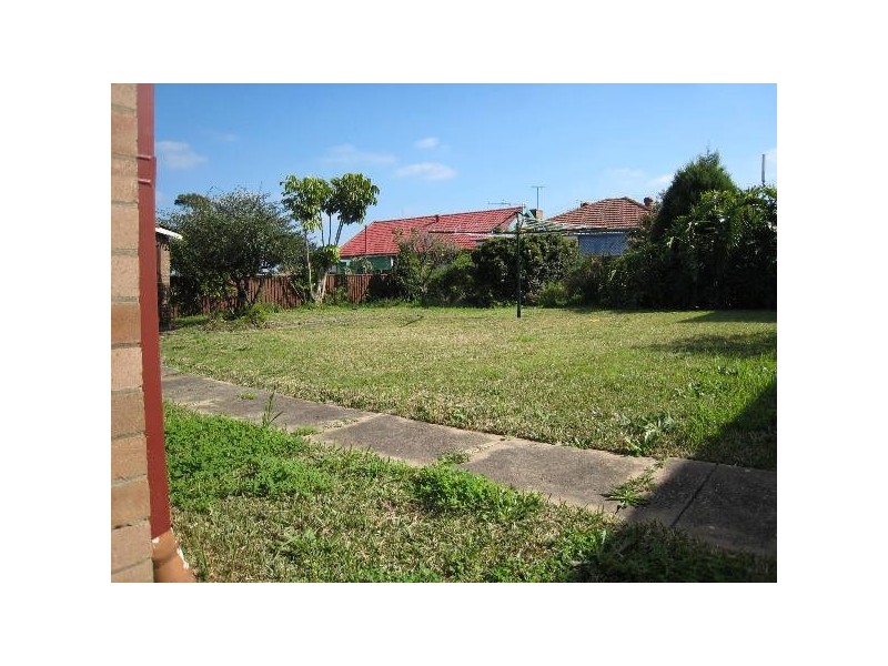 9 Farnham Avenue, Roselands NSW 2196