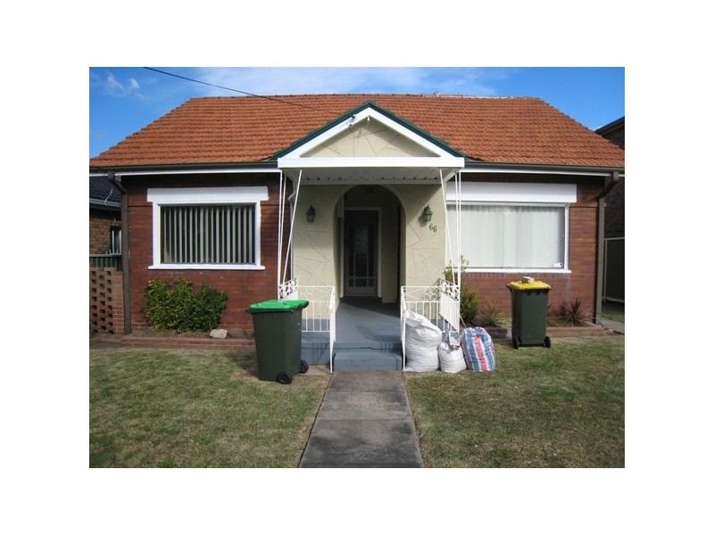 66 GUEUDECOURT AVENUE, Earlwood NSW 2206