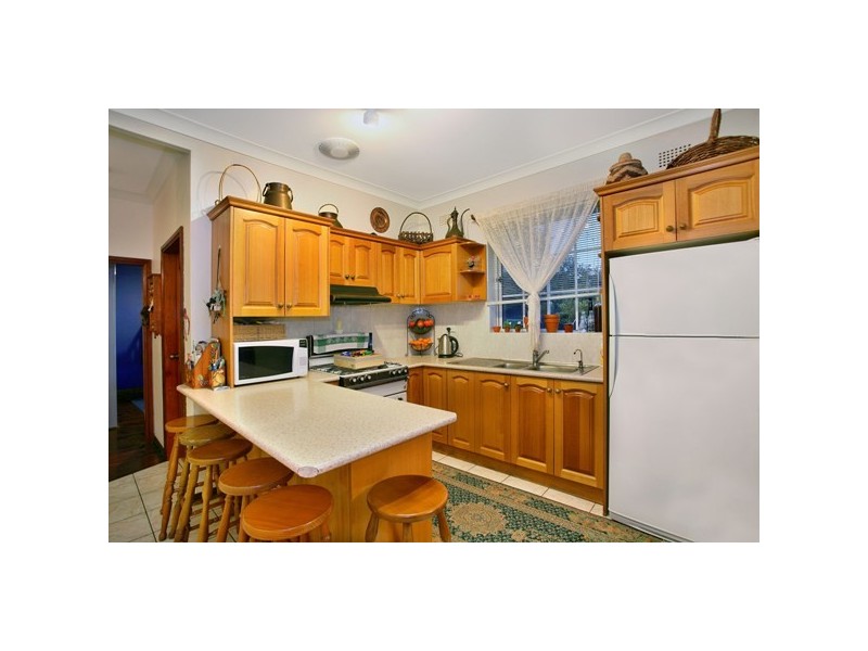 10 Pangee Street, Kingsgrove NSW 2208