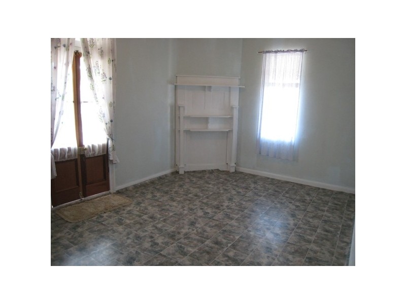 220 LIVINGSTONE ROAD, Marrickville NSW 2204