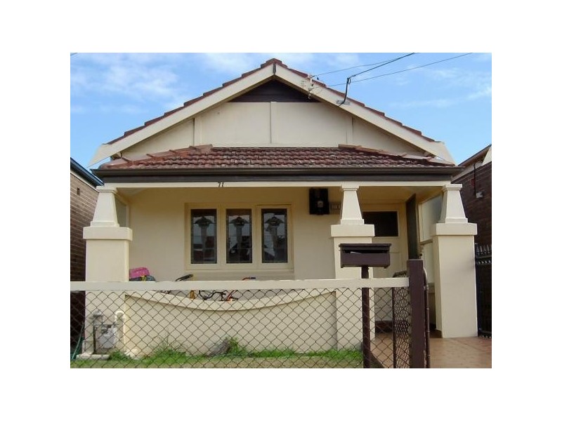 71 BEDFORD STREET, Earlwood NSW 2206