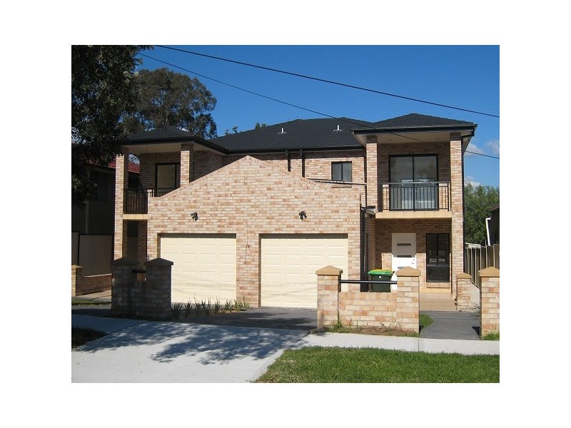 2 CHARLESCOTTE AVENUE, Punchbowl NSW 2196