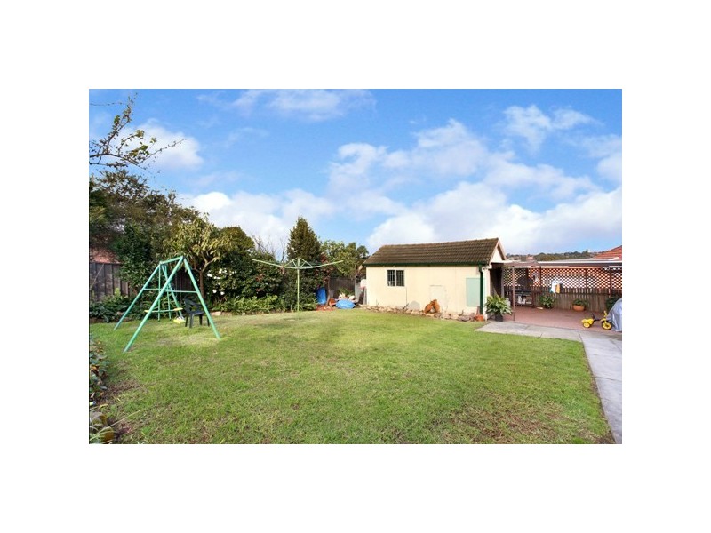 10 PANGEE STREET, Kingsgrove NSW 2208