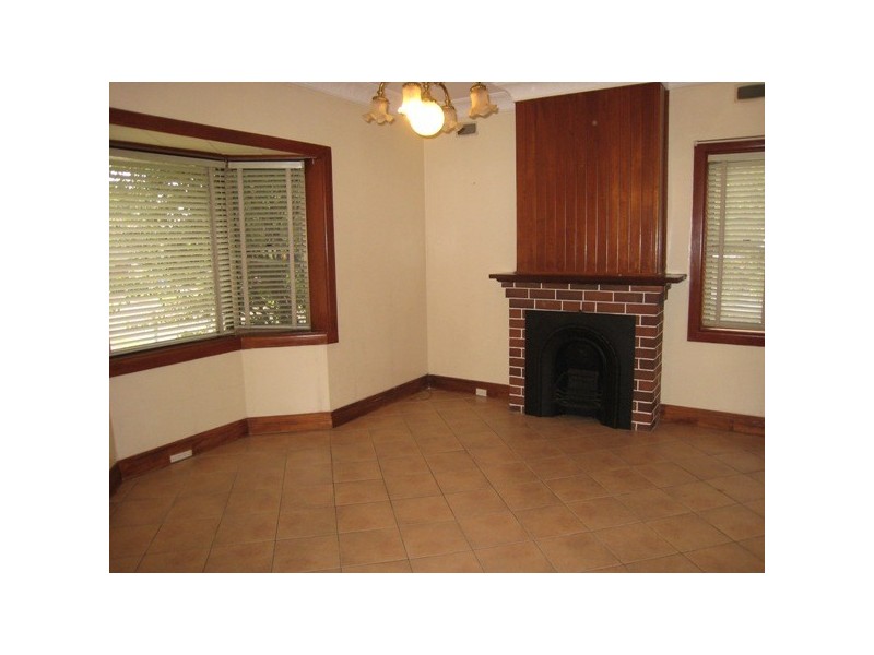 22 RICHARD AVENUE, Earlwood NSW 2206