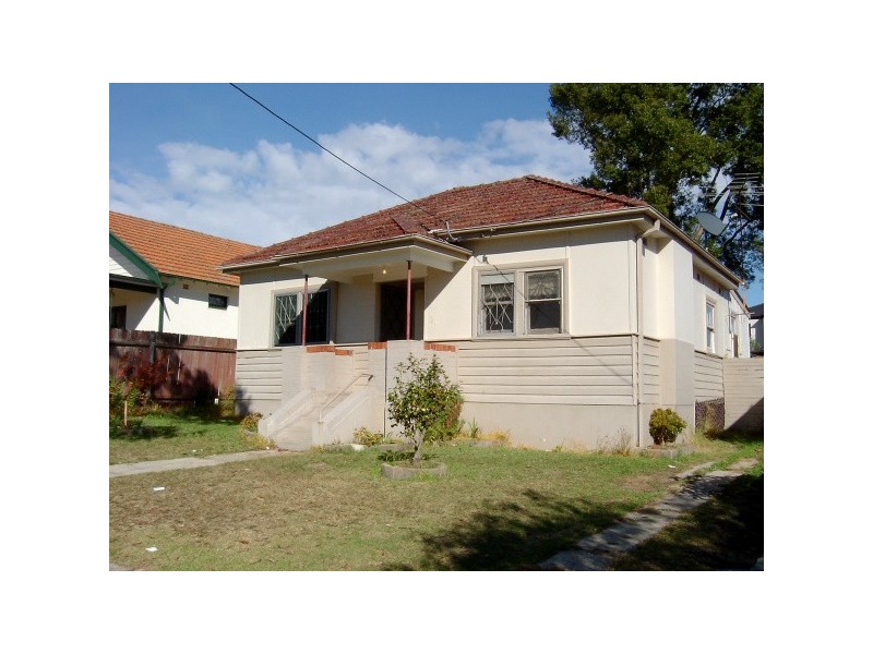 21 EWEN STREET, Roselands NSW 2196