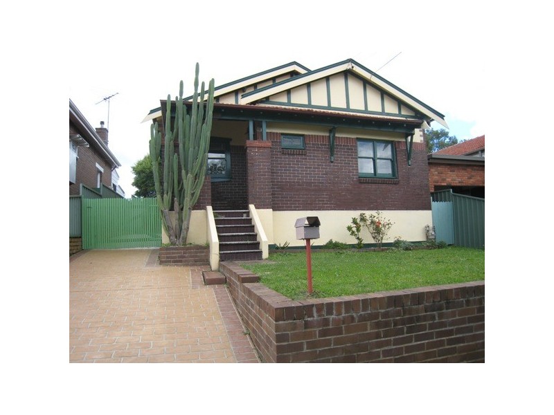 32 VIKING STREET, Campsie NSW 2194